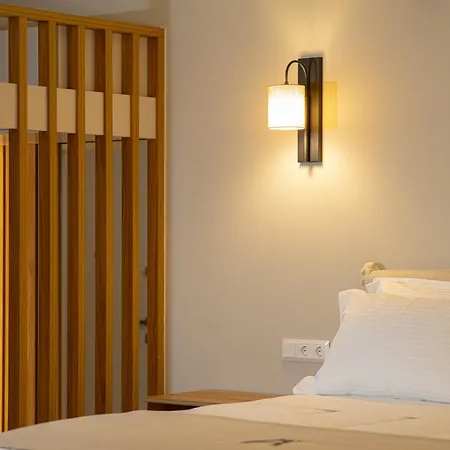 Anora Villa *