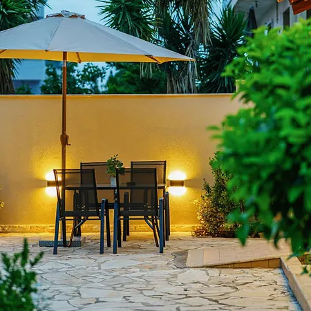 Villa Anora Corinto